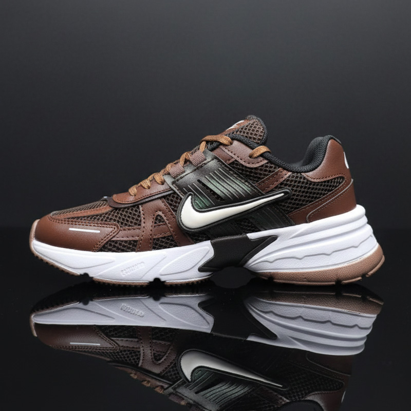کفش نایک مدل V2K ران رنگ قهوه‌ای