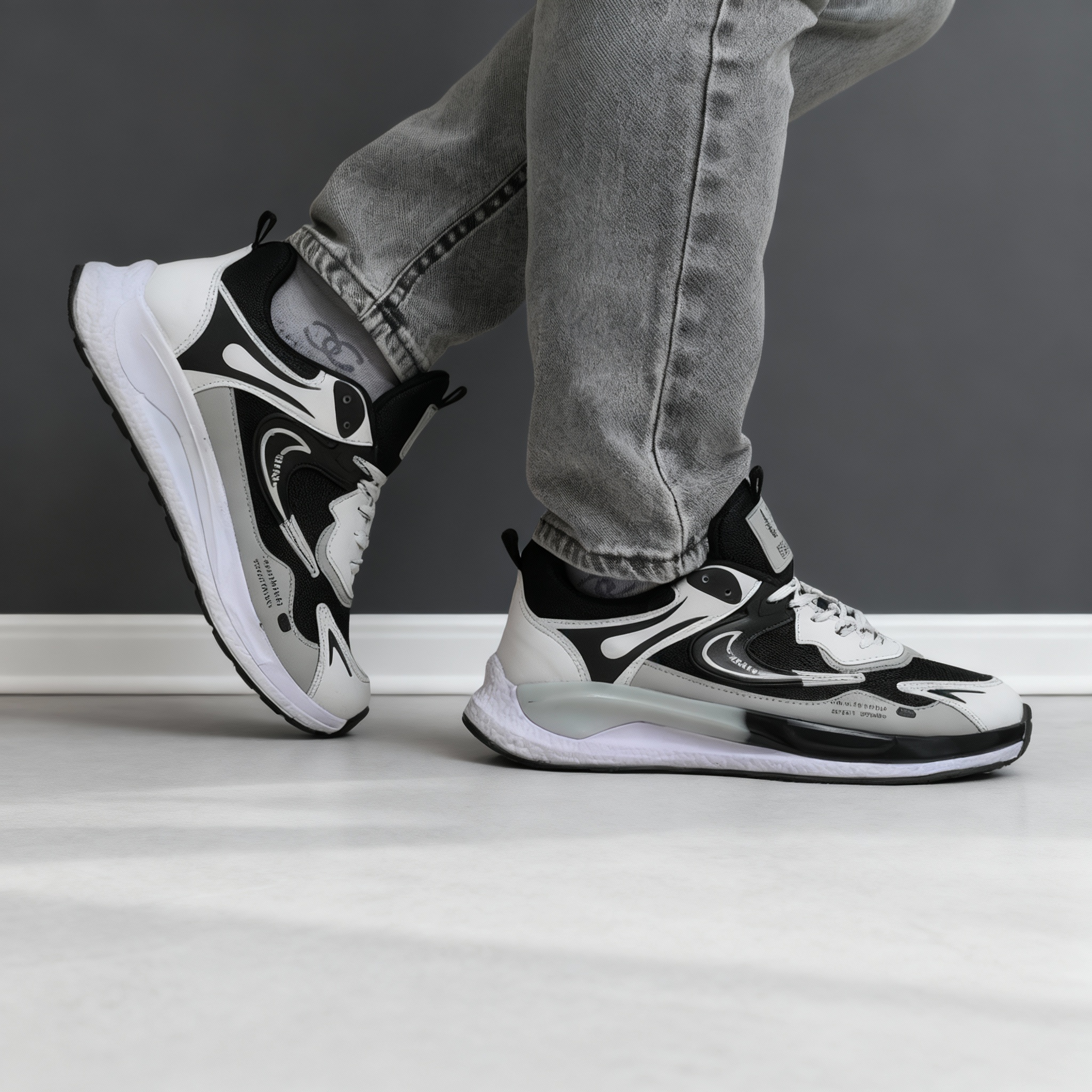 کفش کتونی نایک فشیون مشکی سفید