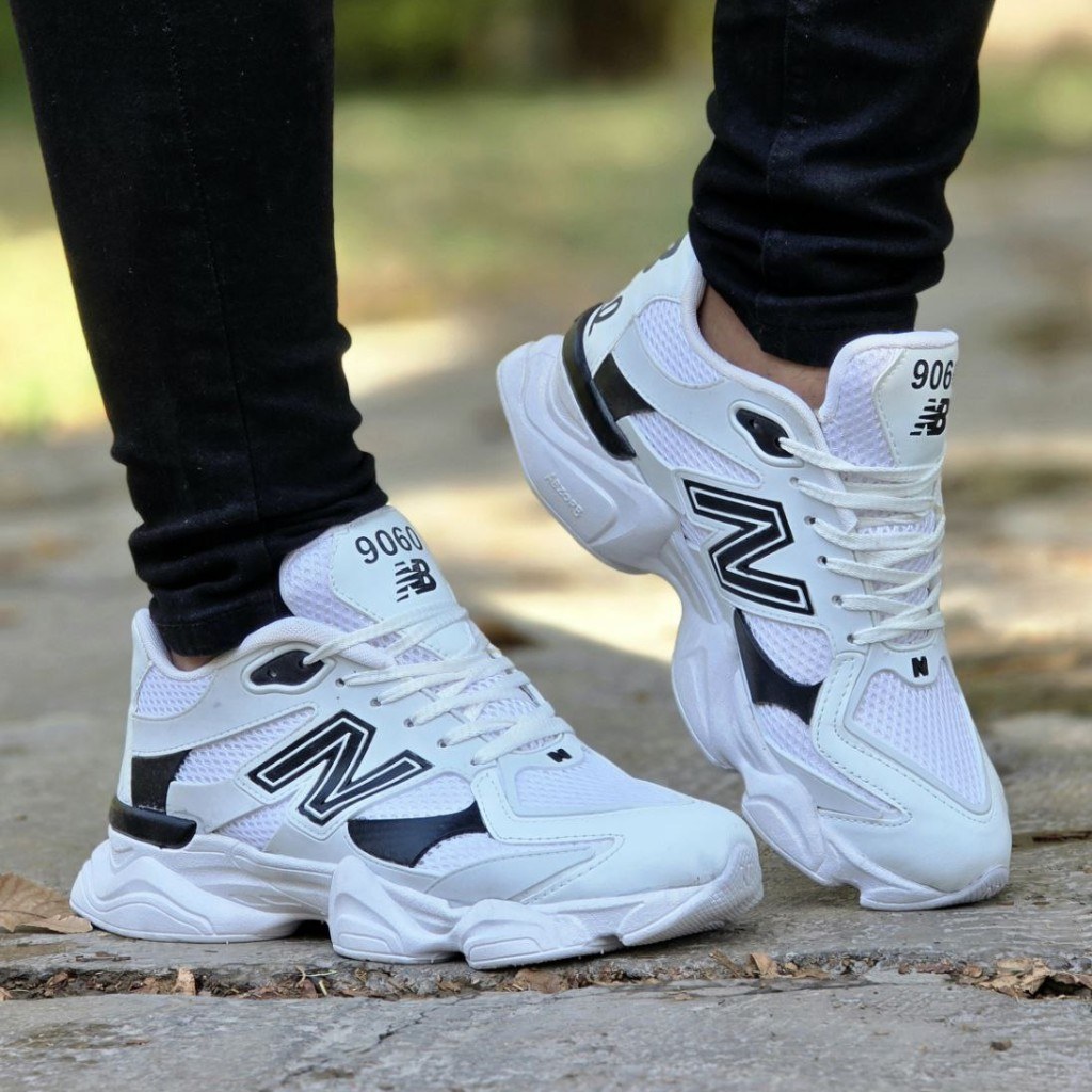 تخفیف فوق العاده کفش کتونی اسپرت مردانه و پسرانه مدل نیوبالانس 530 جدید و جذاب رنگ سفید مشکی ۳ فروشنده دیگر